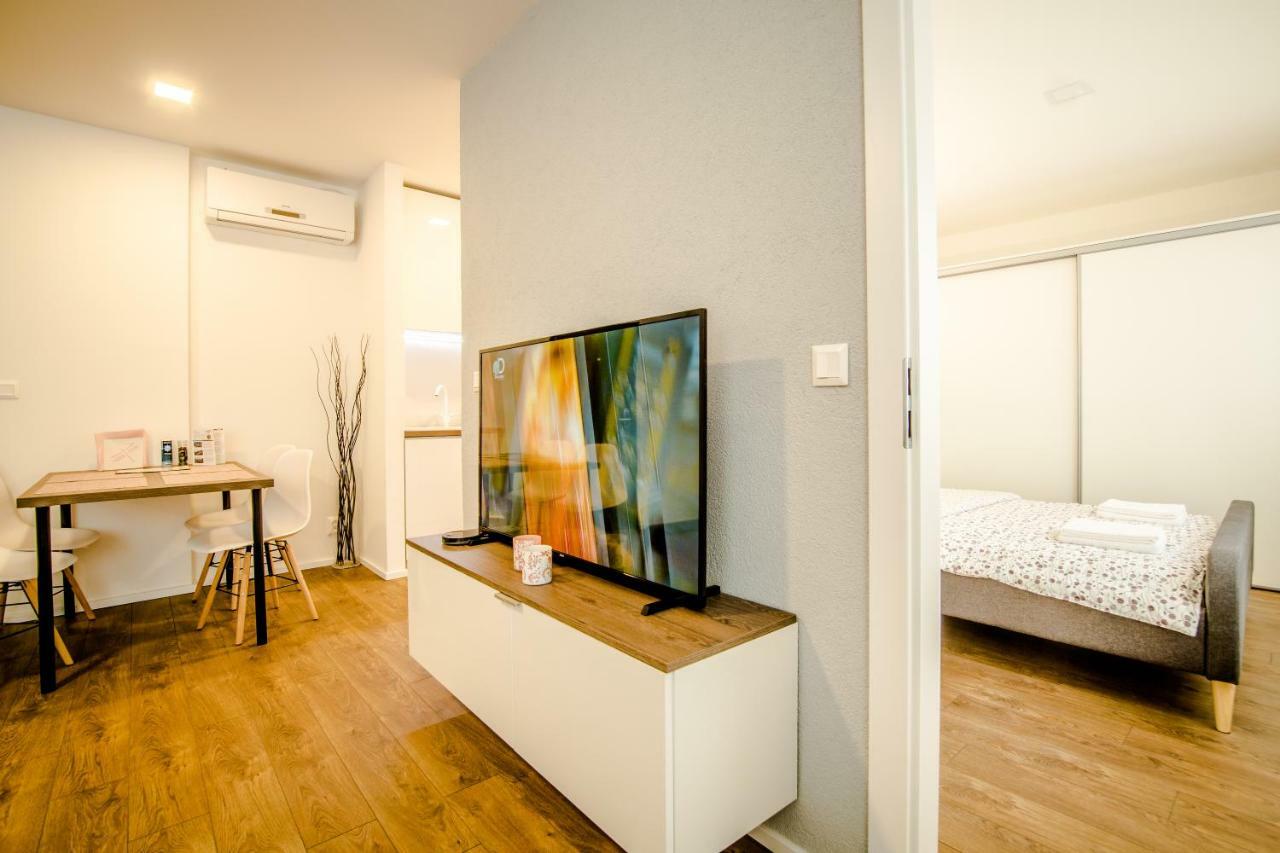 Central Apartments By Kovee Bratislava Dış mekan fotoğraf