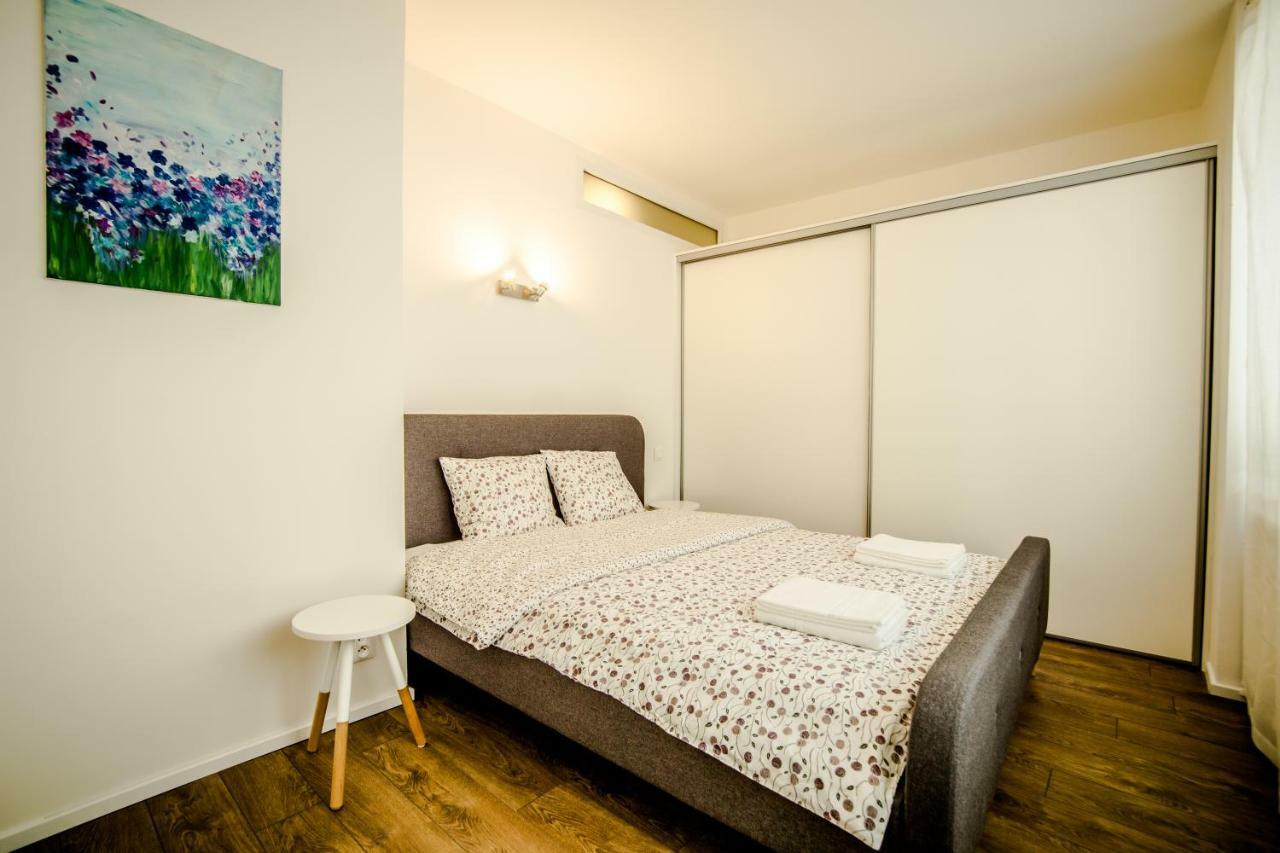 Central Apartments By Kovee Bratislava Dış mekan fotoğraf